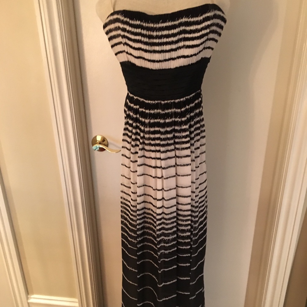 NWT BCBG MAXAZRIA gown strapless chiffon